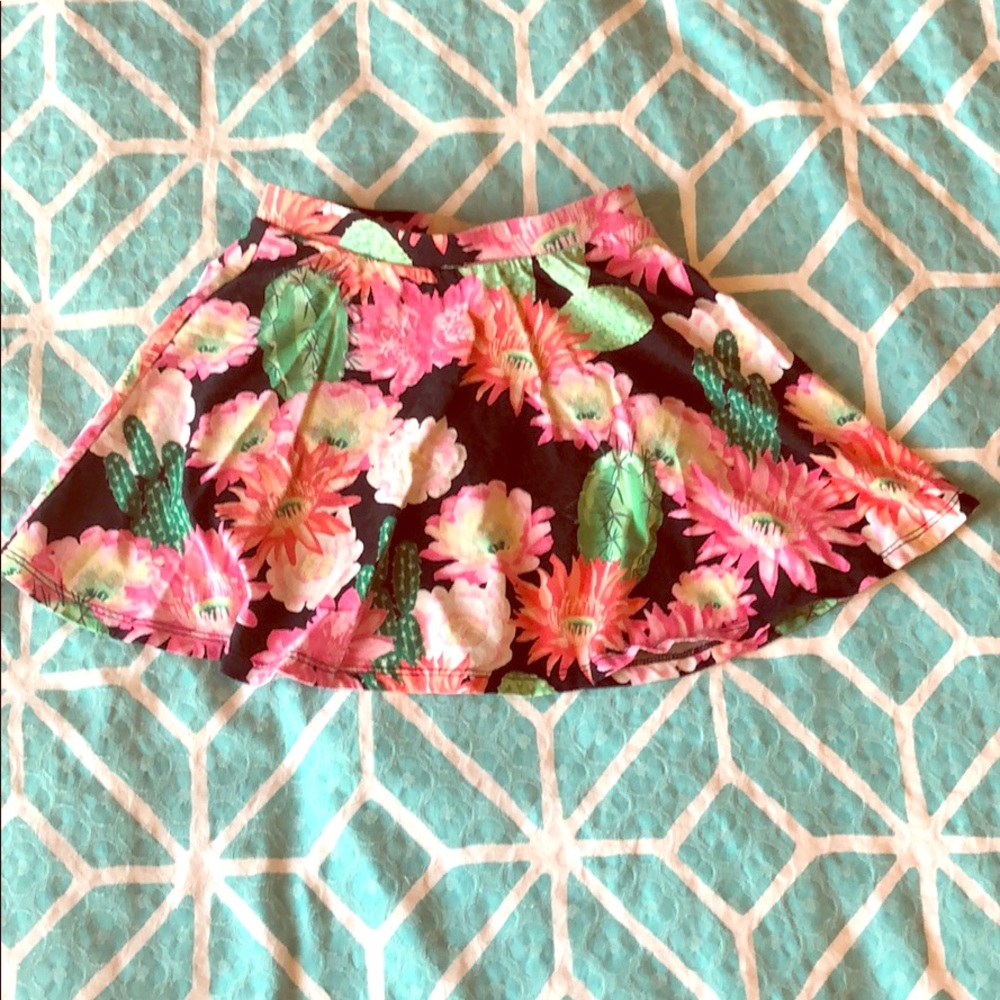 Children’s Place pink‎ cactus lower skirt/skort